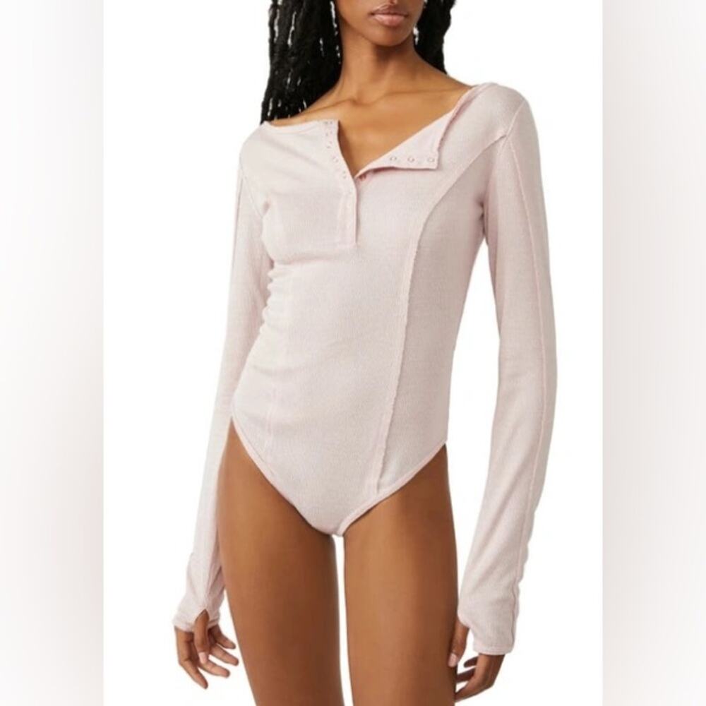 Intimately By Free People Sloane Henley Bodysuit in Light Pink Nectar Size Small